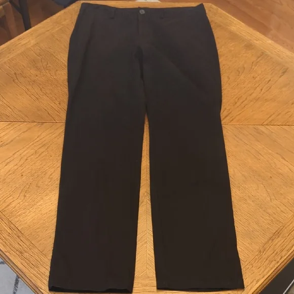 Dockers Women's Black Straight Leg Chinos - Picture 5 of 9